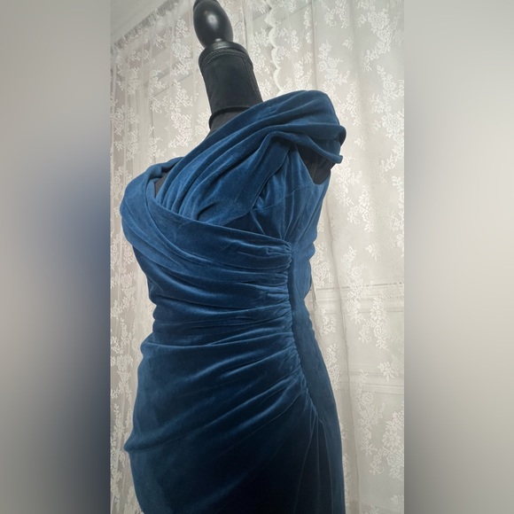 *Rare* Deep Blue Velvet Off the Shoulder Cocktail Dress by AntonyPrice UK8 - Picture 5 of 15